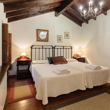 منزل ريفي El Llagar De *